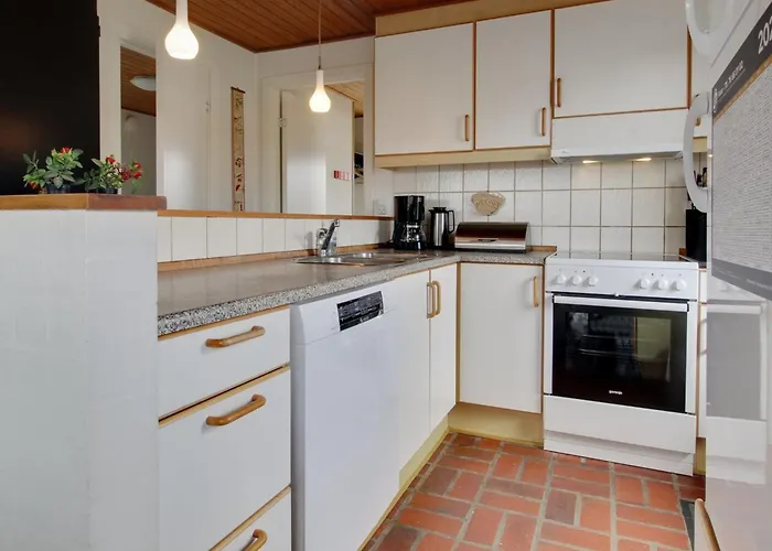 Ferienhaus Sophine - 50m From The Sea By Interhome